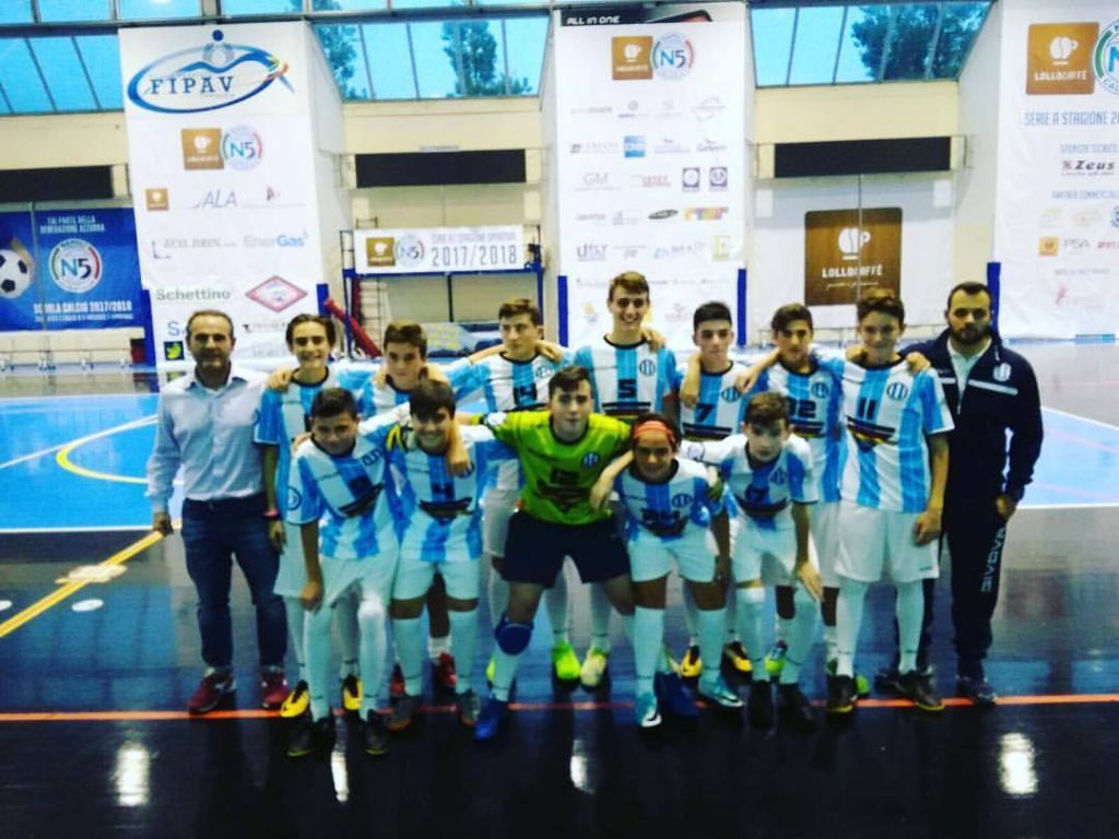 I giovanissimi del Futsal Fuorigrotta 
