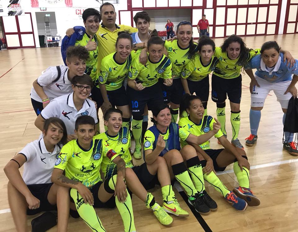 I festeggiamenti della Woman a fine partita