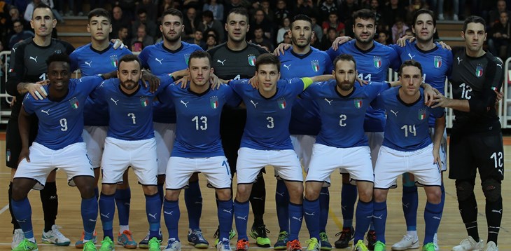 ASTI, ITALY - DECEMBER 04:  Italy team line up prior to the Futsal International Friendly match between Italy and France on December 4, 2018 in Asti, Italy.  (Photo by Emilio Andreoli/Getty Images)