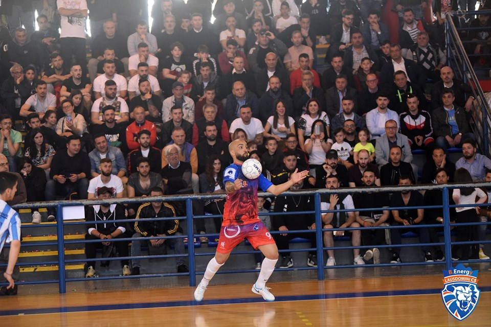 Giovanni Maggio con la maglia del B. Energy Lausdomini