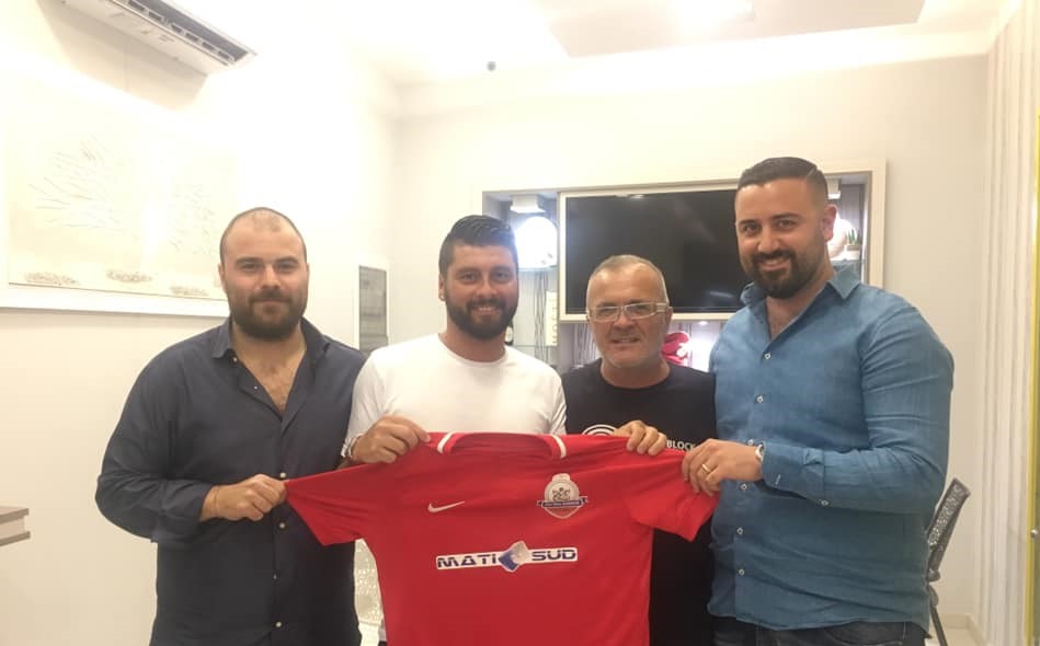 Mario Esposito con la governance della Real Barrese