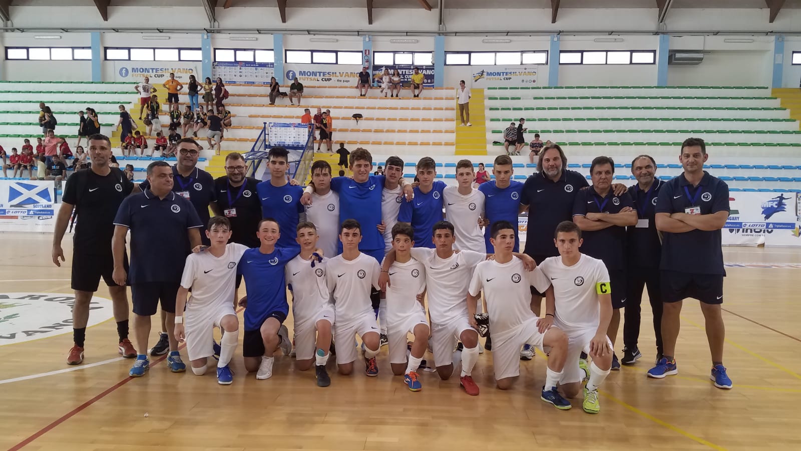 U15