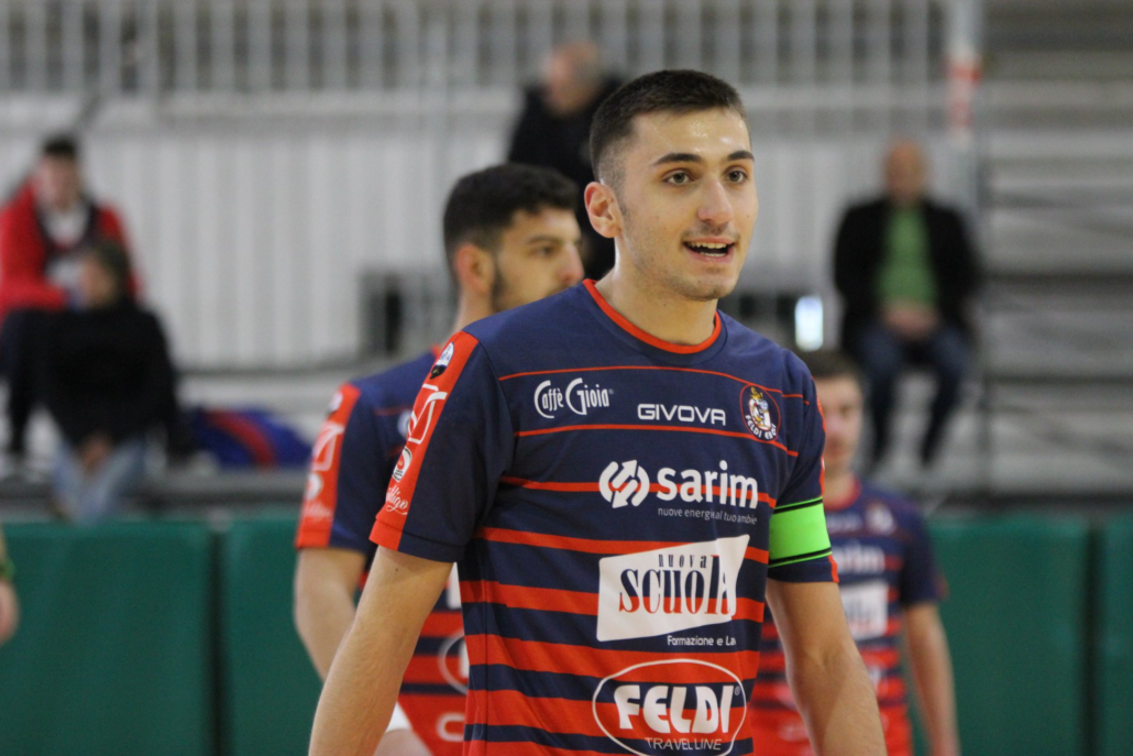 Lorenzo Imbimbo con la maglia della Feldi Eboli U19