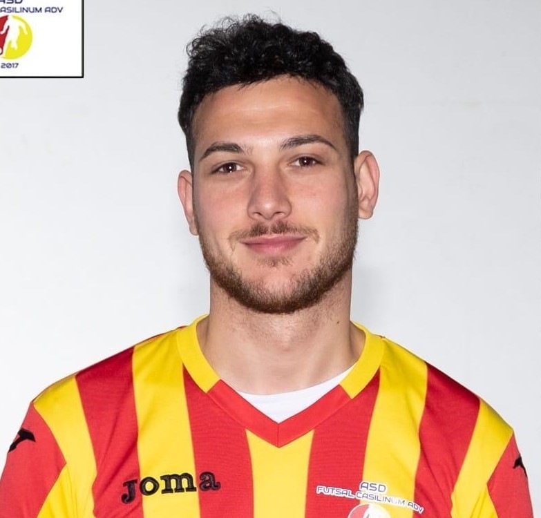 Danilo Nardiello con la maglia del Casilinum