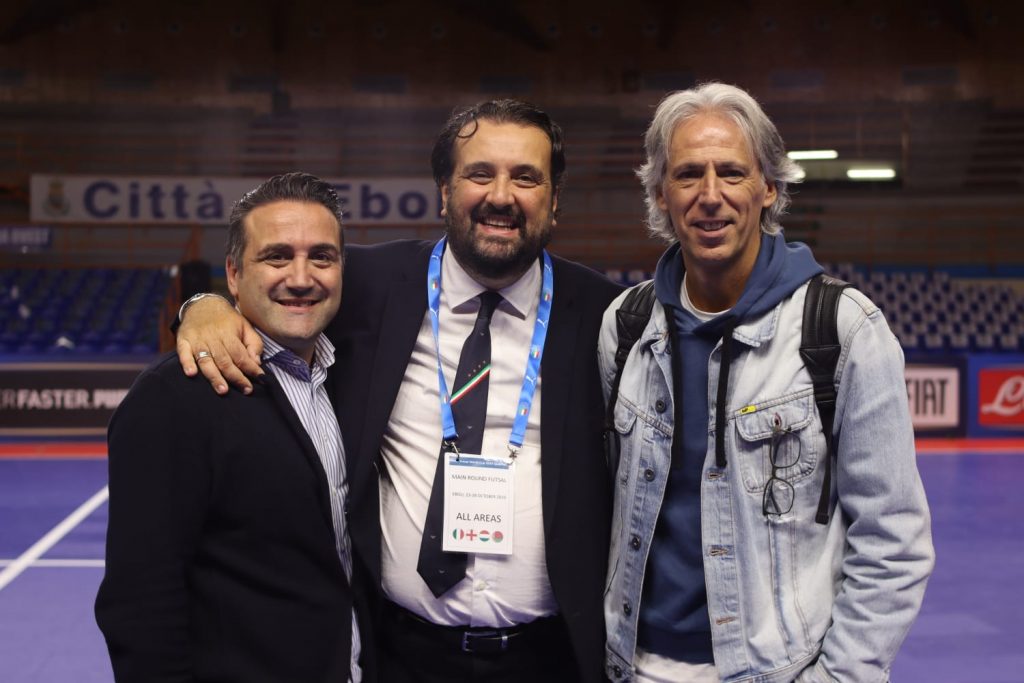 Andrea Montemurro, presidente della Divisione C5, con Gaetano Di Domenico e Marcello Serratore, presidente e direttore tecnico della Feldi Eboli