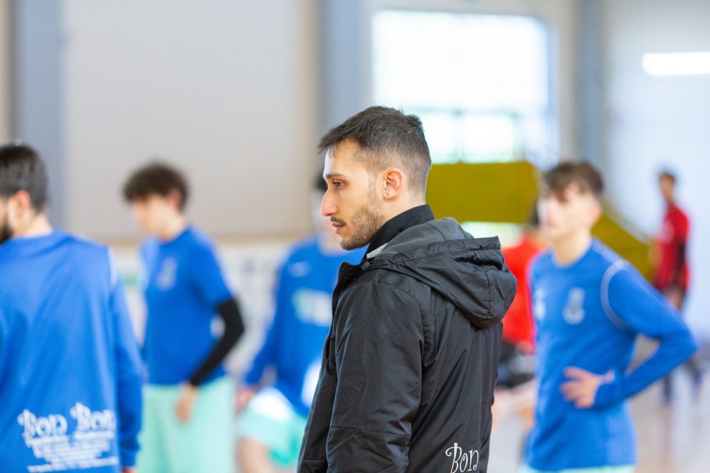 Luigi Bernardo, tecnico Junior Domitia in uno scatto di Francesco Sollo