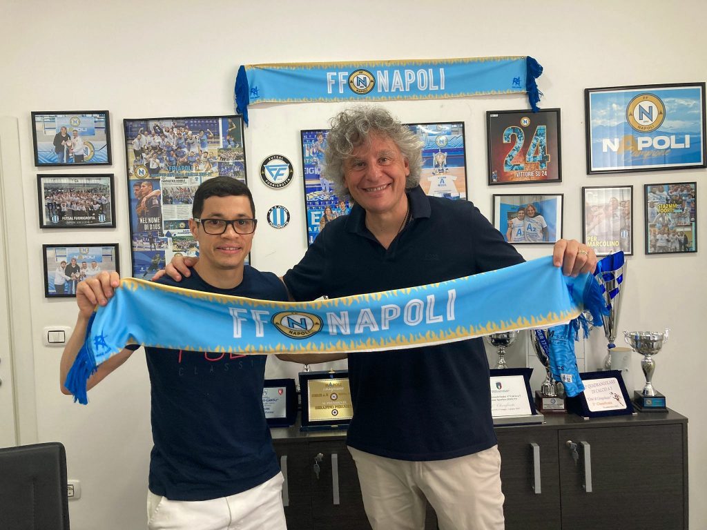 Rafinha e il presidente del Napoli Futsal Serafino Perugino