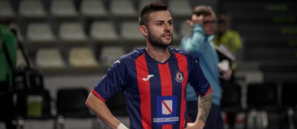 Marco Scigliano con la maglia della Feldi in Champions