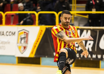 Verso Benevento 5-Cesena, la vigilia di Lolo Suazo: “Gara complicata, servirà attenzione” 