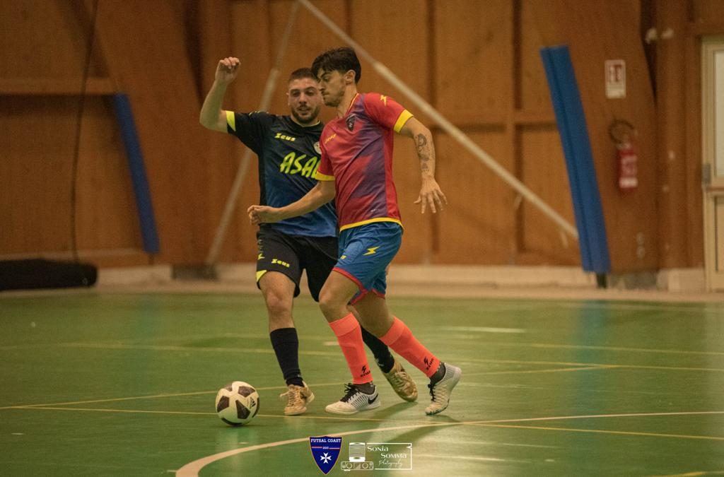 Mattia Cretella in maglia Futsal Coast