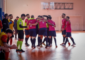 D/E. Due pareggi con fuochi d’artificio e il Pagani si prende la vetta con super Santaniello