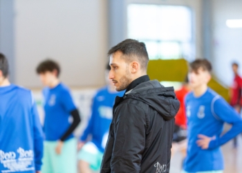 Lo Junior Domitia riaccoglie mister Luigi Bernardo. Il ds Ferrante: “La persona giusta per ripartire”