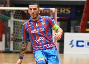 Catania, che beffa: 9-3 all’Akaa, ma è addio Champions per un cartellino giallo di troppo! Avanza l’AEK