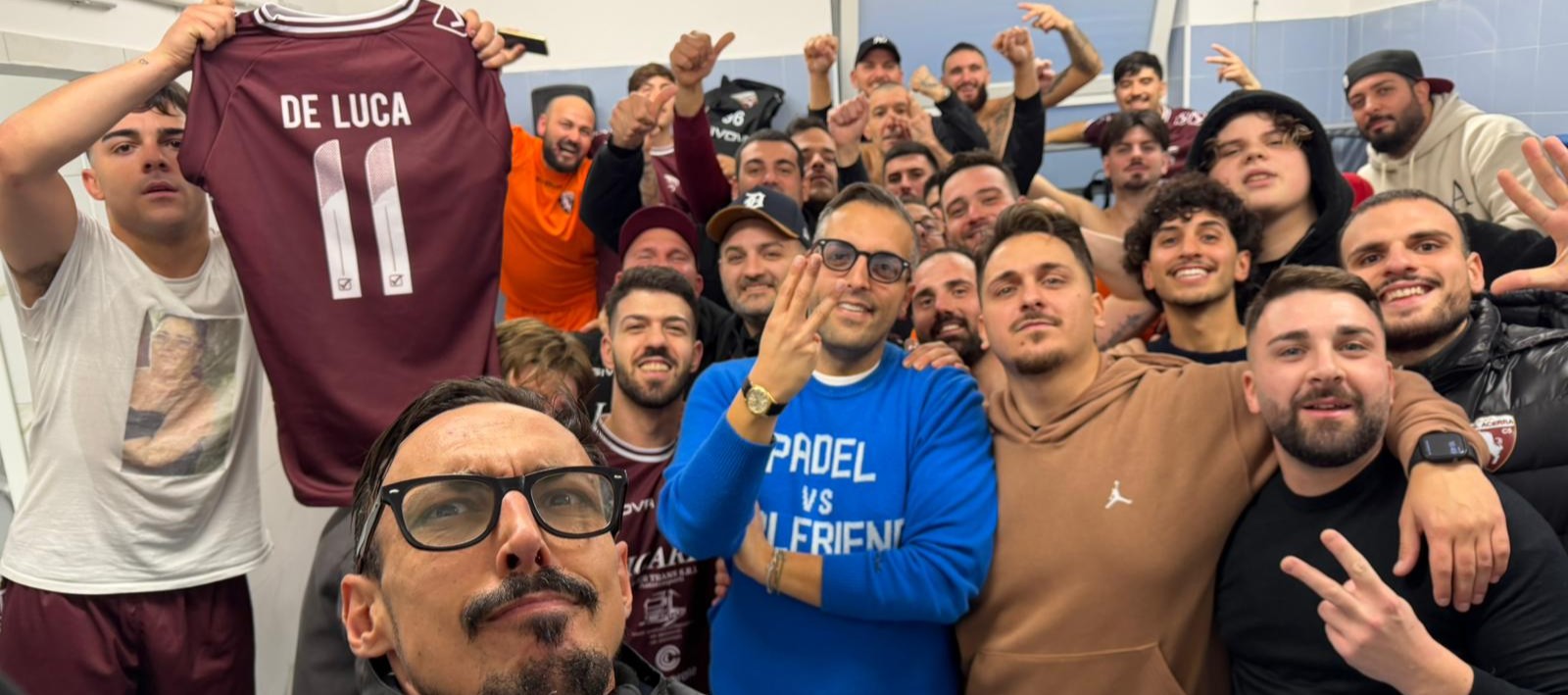 La gioia del Real Acerra negli spogliatoi