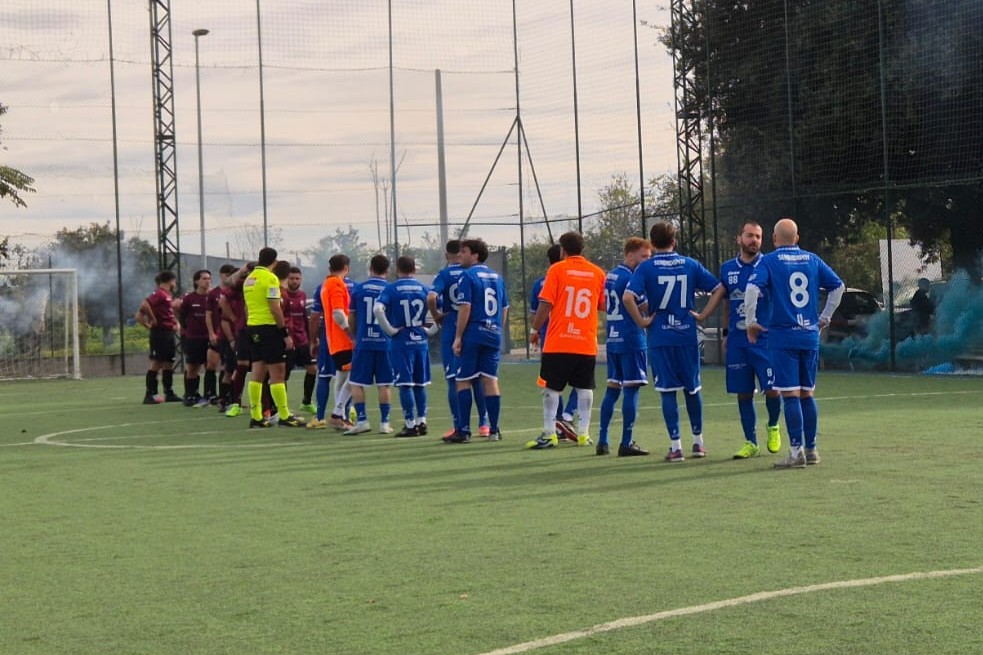 I saluti di rito tra Real Casapesenna e Monte Maggiore