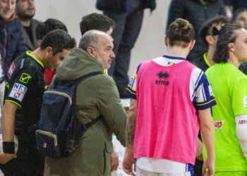 Cede il parquet del PalaDomitia: sospesa nella ripresa la partita con l’History Roma