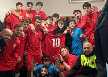 Vesuvio da… dieci nel posticipo: poker De Falco, è -1 dall’Amalfi C5