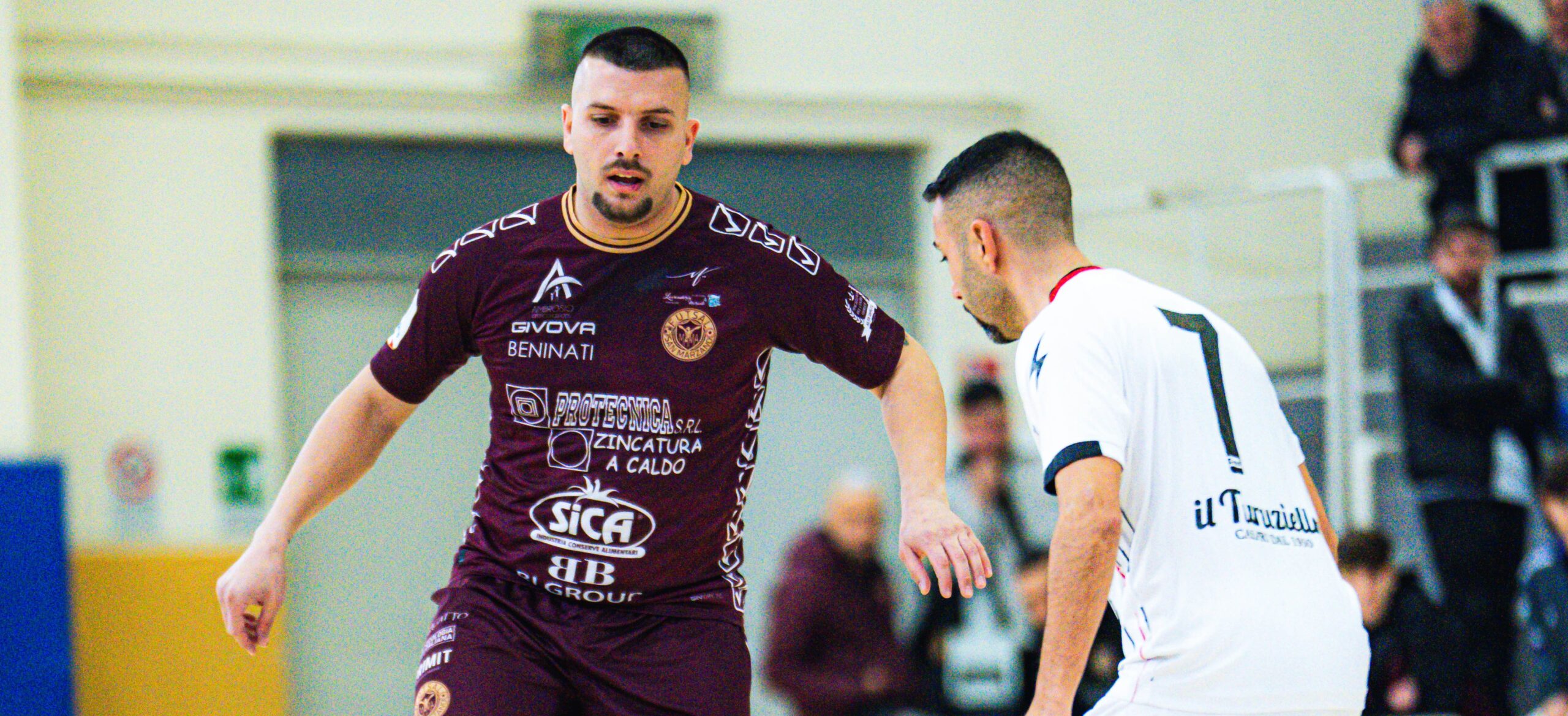 Ivan Brillante contro Daniele Melise in Mama vs Sorrento
foto: Izzo