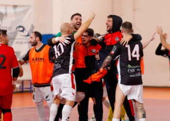 Quattro volte Borrelli e la Parthenope fa il colpaccio, Anima Rossonera di misura a Praiano