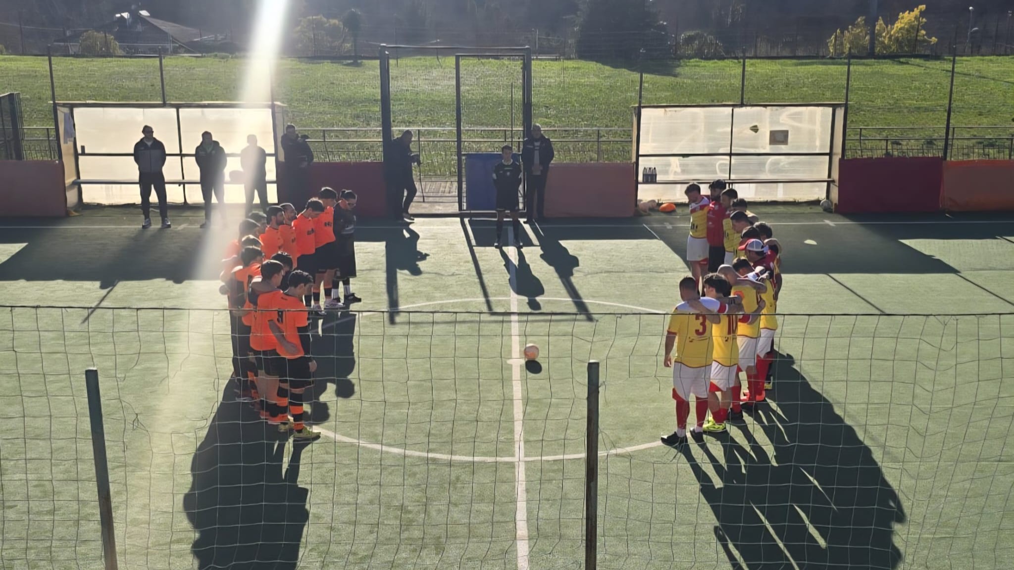 Il minuto di raccoglimento prima di Pertosana-Sala Consilina