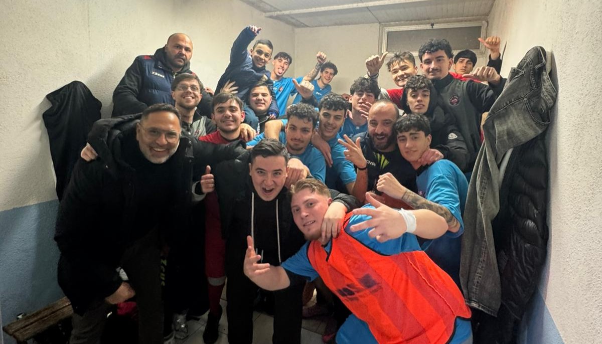 L'esultanza negli spogliatoi del Vesuvio U19