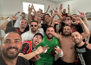 Adiletta all’ultimo respiro, il Vesuvio elimina la Fortitudo: sarà derby del PalaWojtyla in finale
