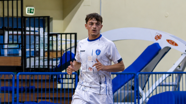 Andrea Calaudi in maglia Amalfi C5